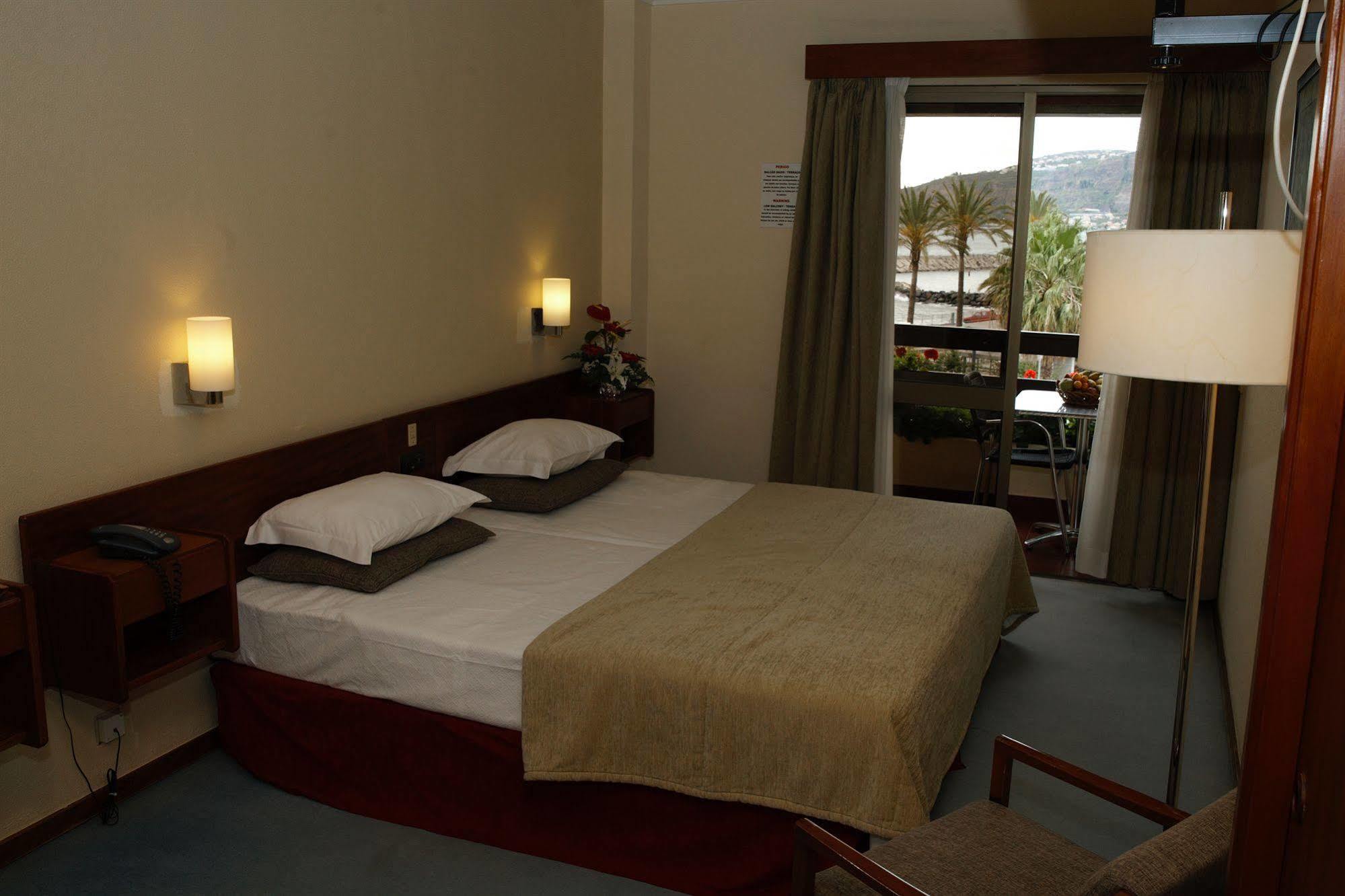Cheerfulway Bravamar Hotel Ribeira Brava Eksteriør bilde