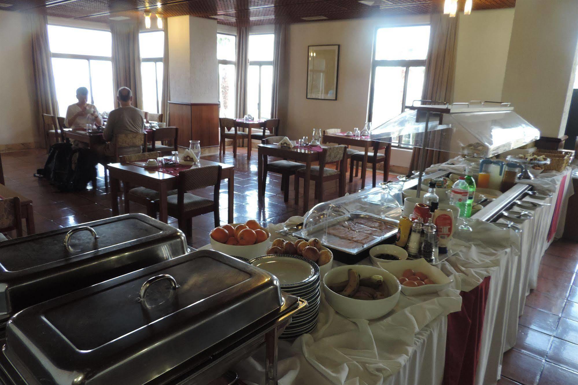 Cheerfulway Bravamar Hotel Ribeira Brava Eksteriør bilde